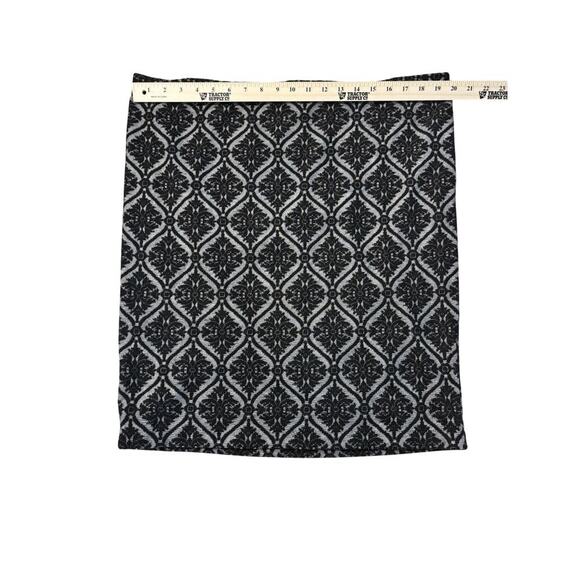 Apartment 9 Brocade Pattern Black Pull On Skirt XL - Picture 1 of 3